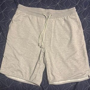 Austin Sweatshort Vuori men’s medium Heather grey